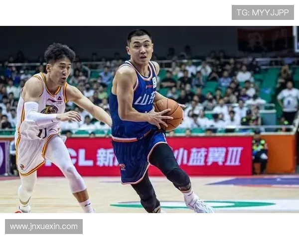 全国锦标赛回顾：南京篮球队展现出色灵活性与战术执行力的精彩表现